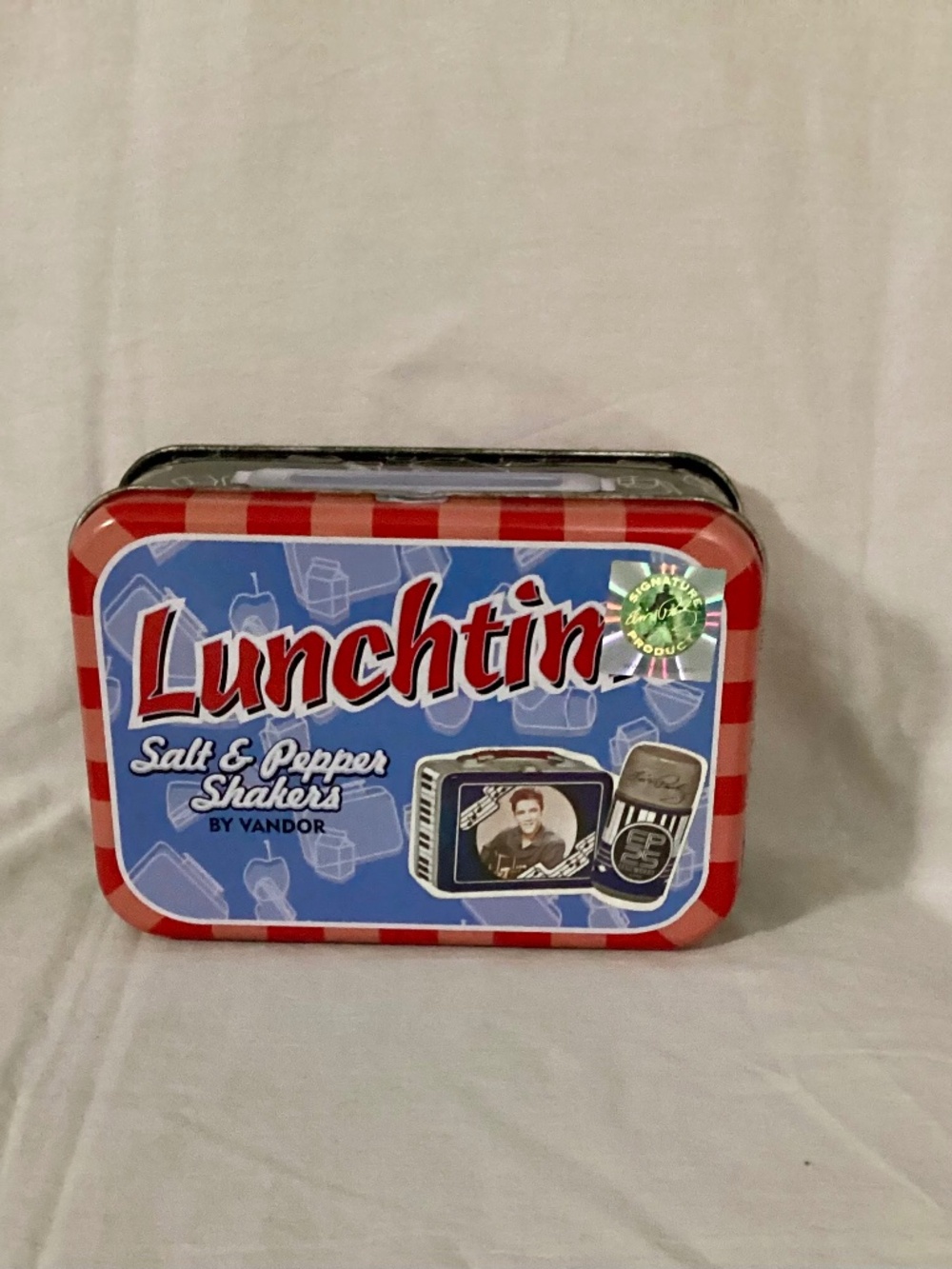 Elvis Presley Lunchtime Salt & Pepper Shakers in Tin